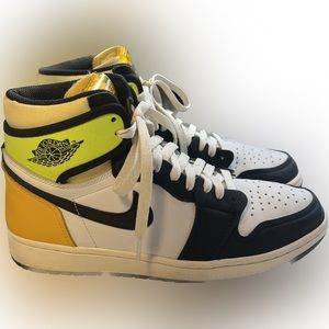 Nike Retro OG Volt Gold‎